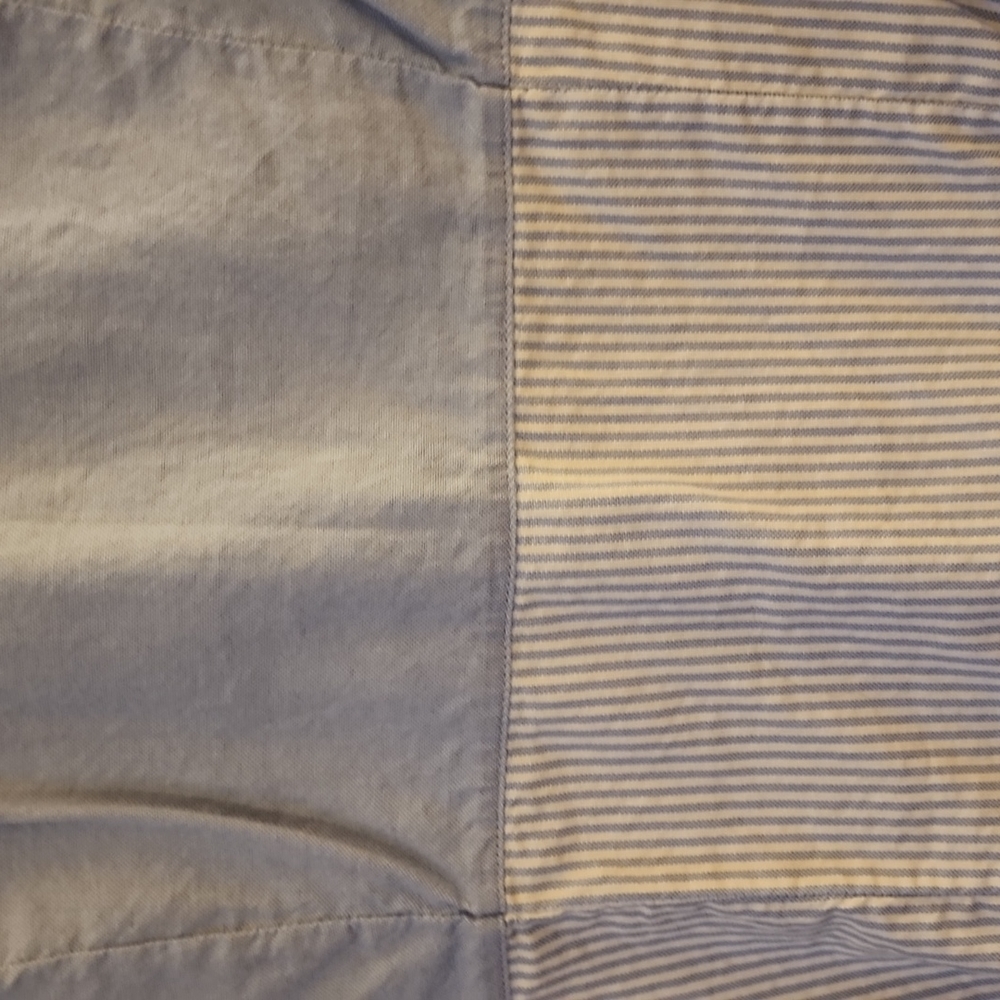 Banana buttoned blouse - Picture 4 of 4